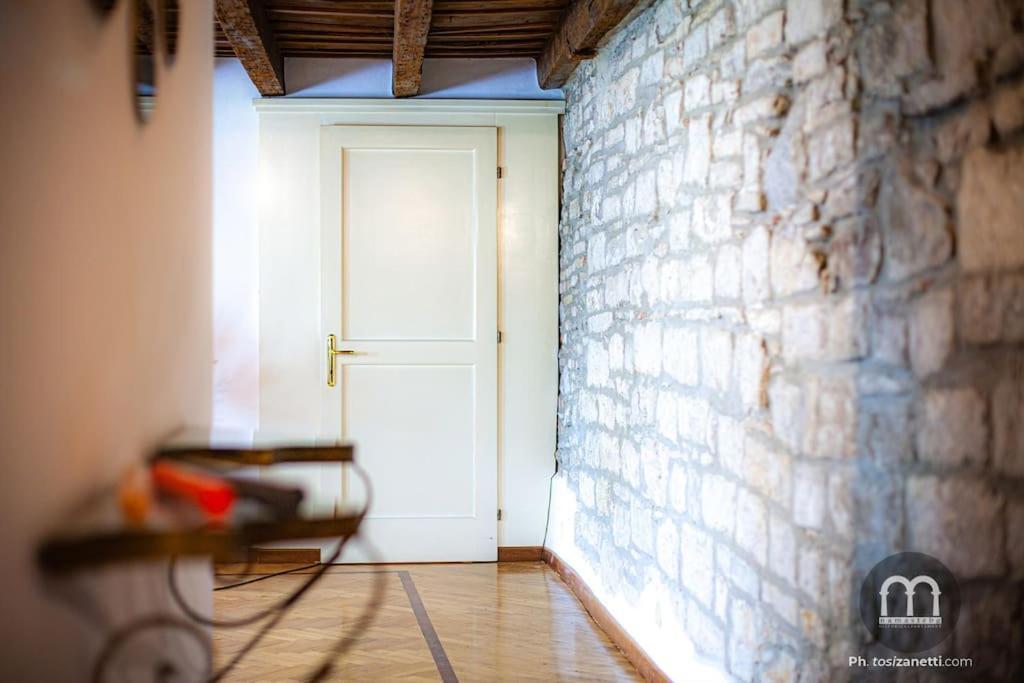 Flora Inn, Namaste - Vista Colli Bergamo Luaran gambar